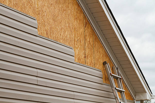 Professional Siding Repair technician working in Madison, NJ